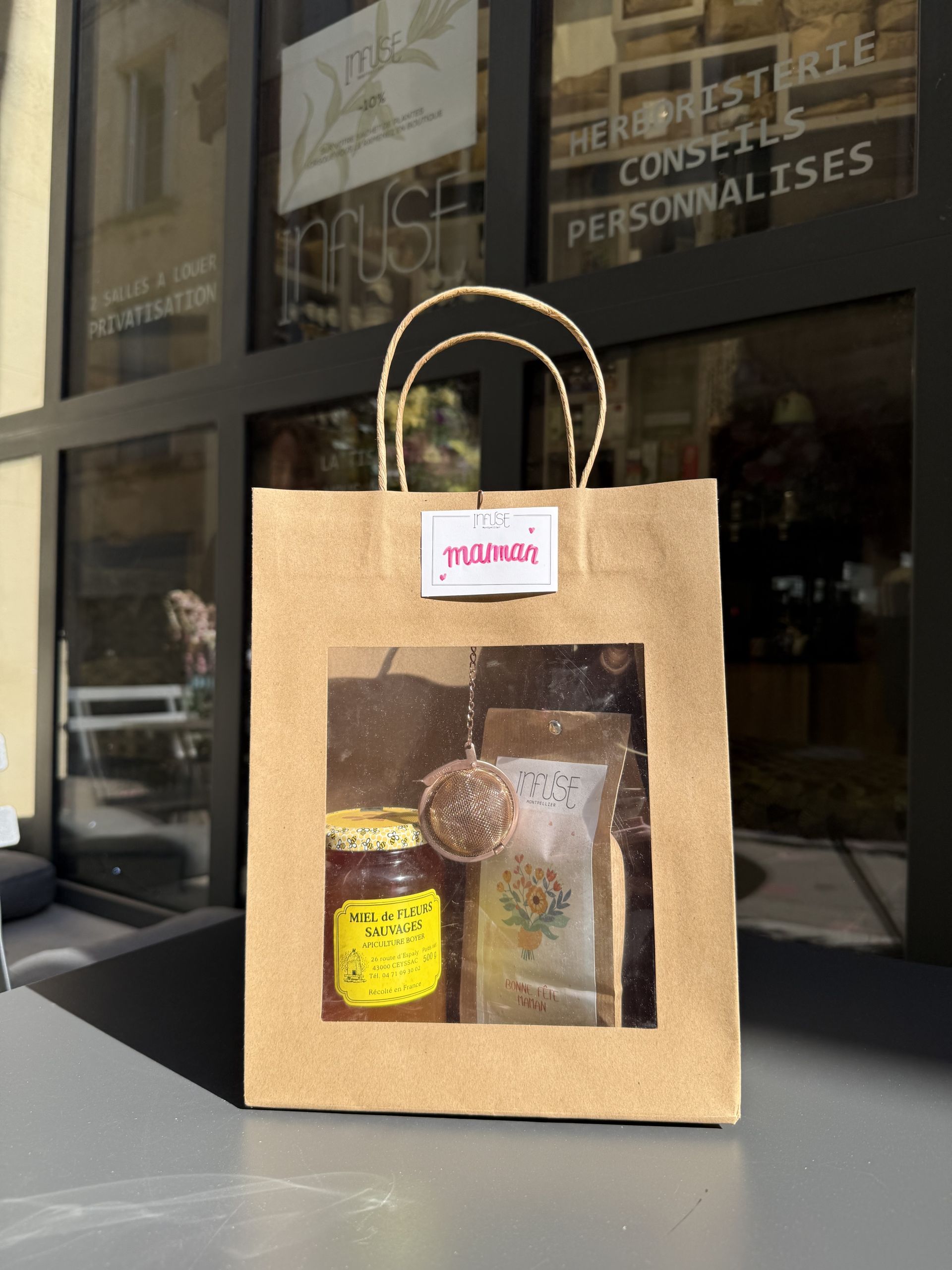 Coffret Fête des Mères – Tisane + Boule à thé + Miel